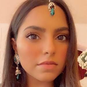 Meet your Posher, Divya